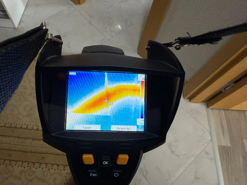 Çubukta su kaçağı tespiti yaparken kullandığımız termal kameramız, kırmadan cihazlı su kaçağı tespitinde bir numara